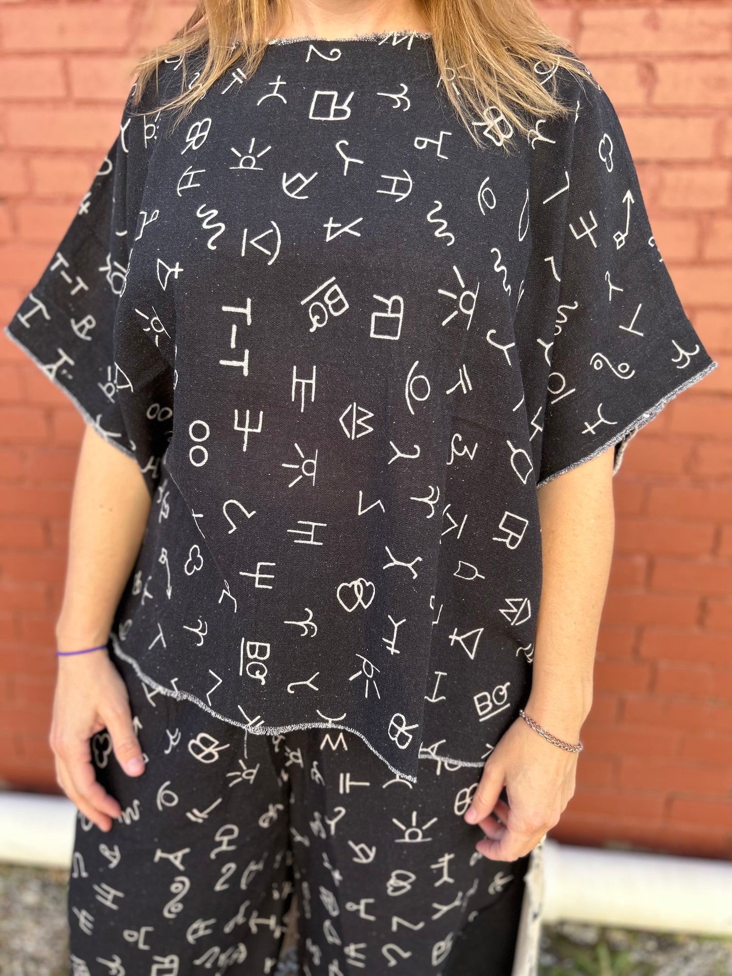 Black Brands Hi-Lo Top