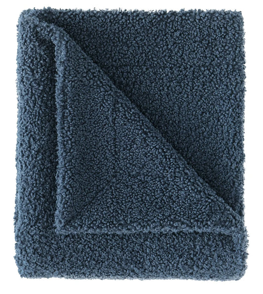Teddy Throw