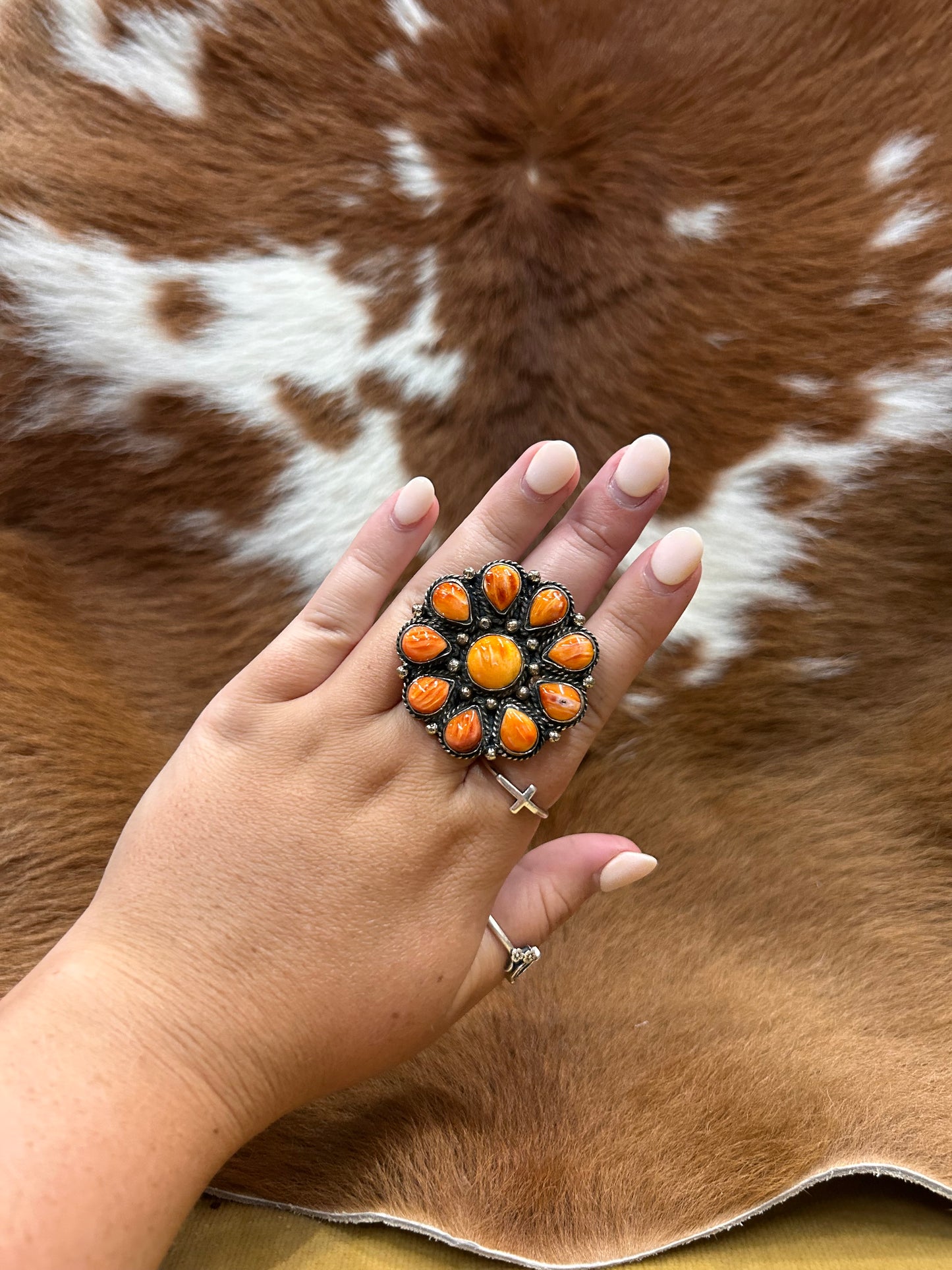 Adj. Spiney Cluster Ring - Ora