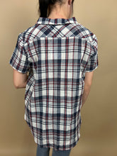 Load image into Gallery viewer, Uncle Earl&#39;s Shirt