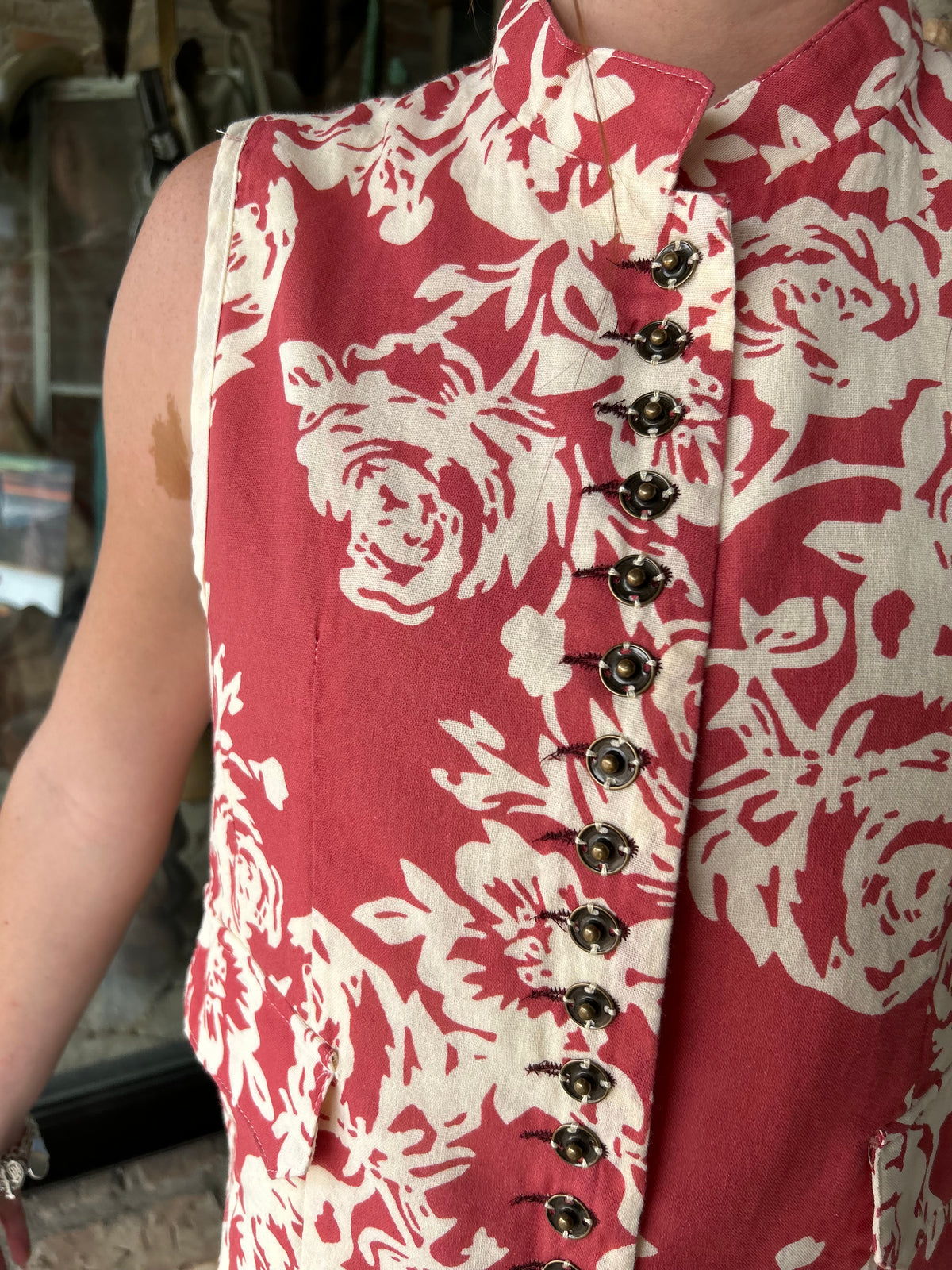 Bed Of Roses Mezmerized Vest