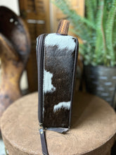 Load image into Gallery viewer, Tooled Cowhide Jewelry Box