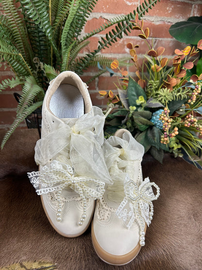 Ivory Elenaor Sneaker