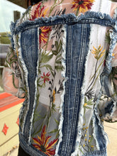 Load image into Gallery viewer, Floral Embroidery Mesh Jacket