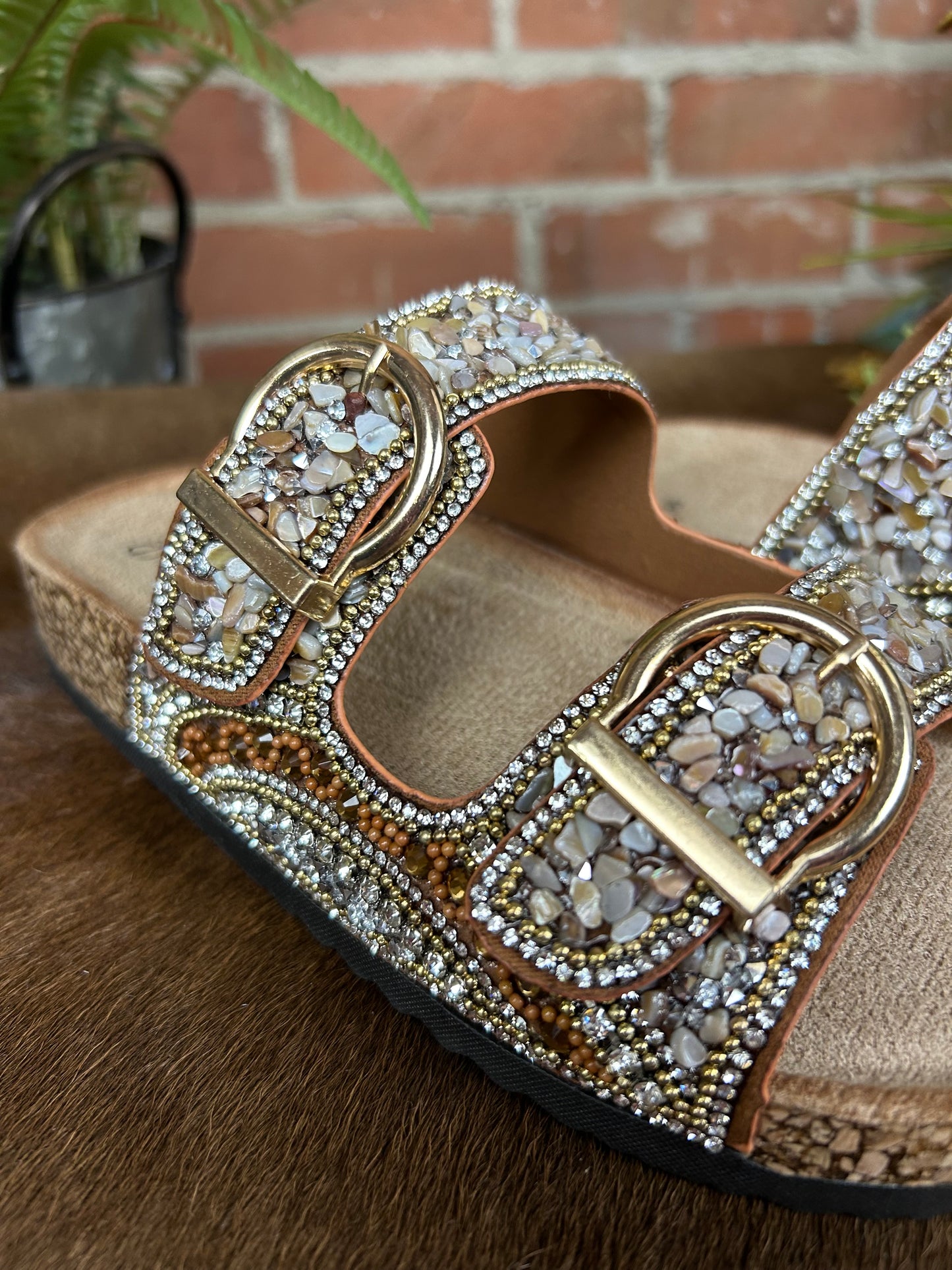 Petra Sandal