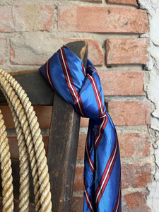 Diamondback Blue/Red Wildrag