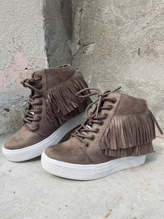 Get Western Wedge Sneaker