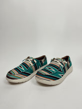 Load image into Gallery viewer, Hilo Sneaker